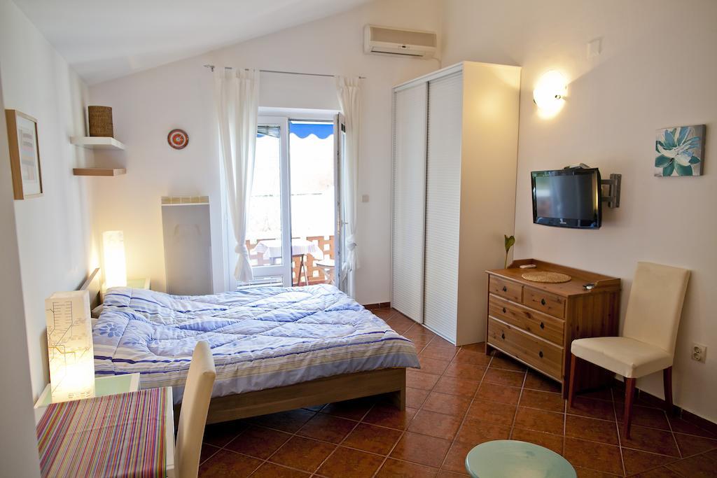 Apartments Mandarina Garden Petrovac Номер фото