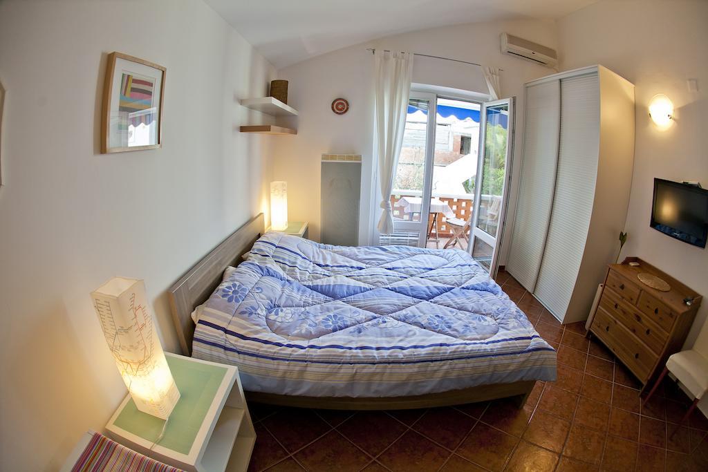 Apartments Mandarina Garden Petrovac Номер фото