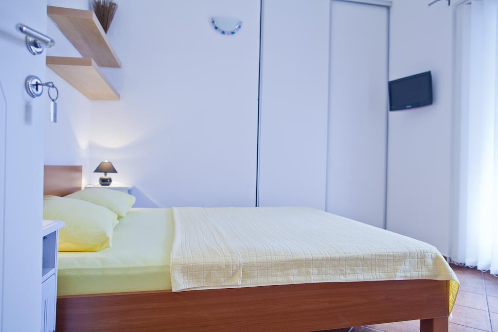 Apartments Mandarina Garden Petrovac Номер фото